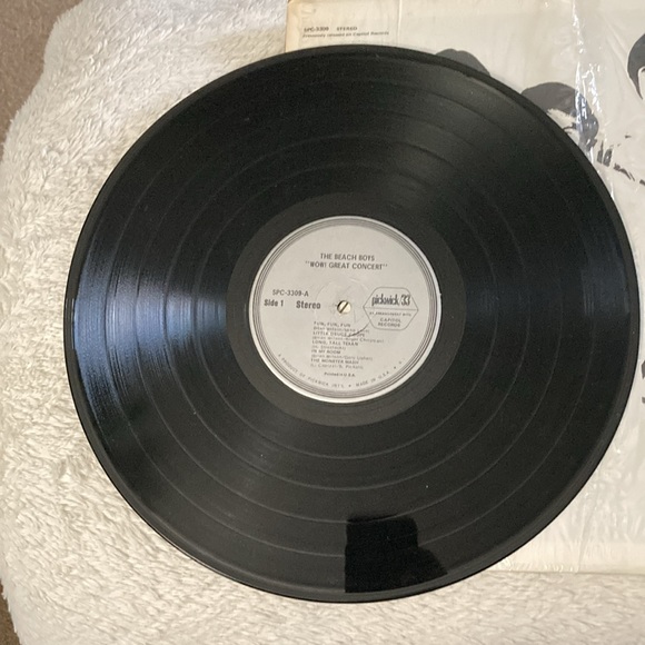 Vintage Beach Boys  Wow Great Concert! Euc - Picture 4 of 6